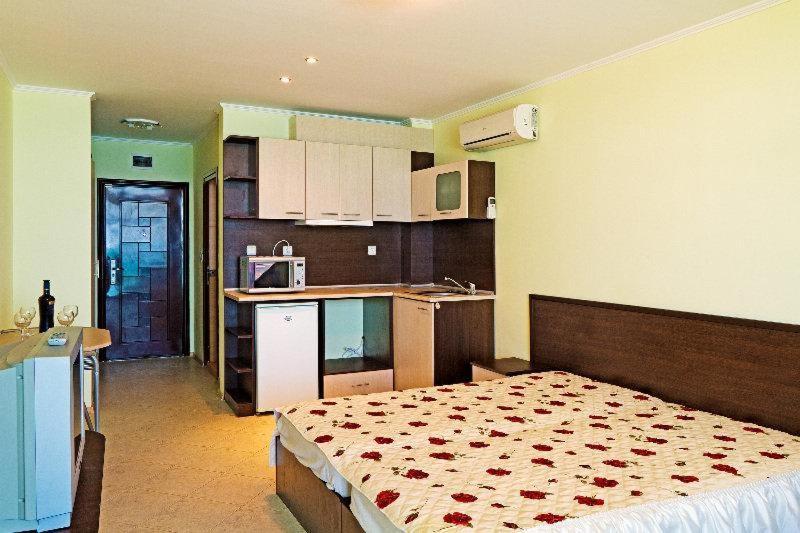 Black Sea Paradise Hotel Созополь Номер фото